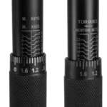 Μαύρο δυναμόκλειδο Bigstren 1/4" με ροπή 2-24 Nm μέσα στην προστατευτική θήκη του.