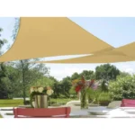 Εκρού τριγωνικό πανί σκίασης Gardlov 3x3x3m SUN SAIL TRIANGLE με κρίκους σε εξωτερικό χώρο