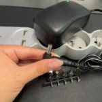 Ρυθμιζόμενο τροφοδοτικό Izoxis με USB και 6 αντάπτορες
